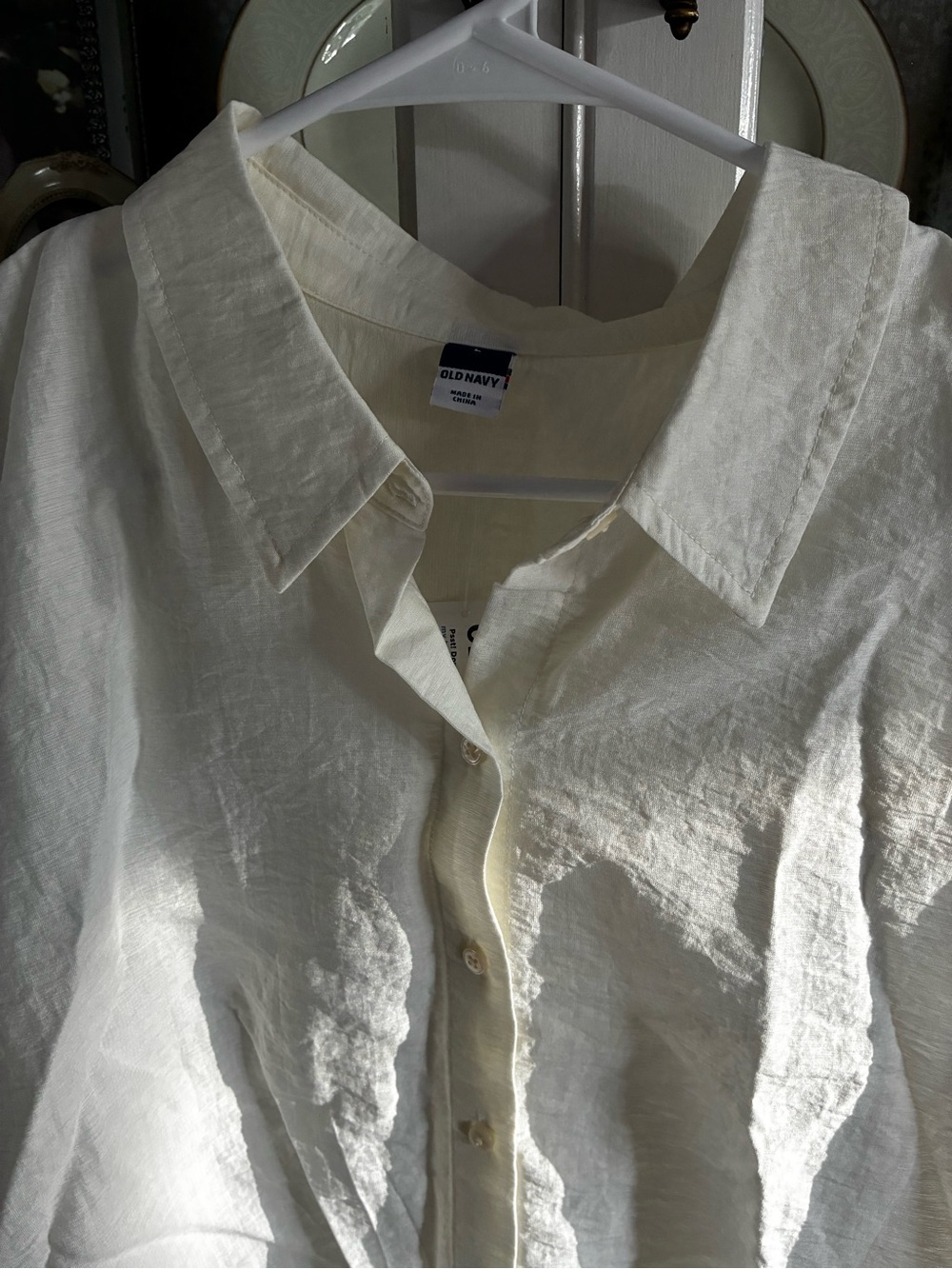 New Old Navy Lightweight White Button-Front Cap-Sleeve Top - Picture 2 of 7